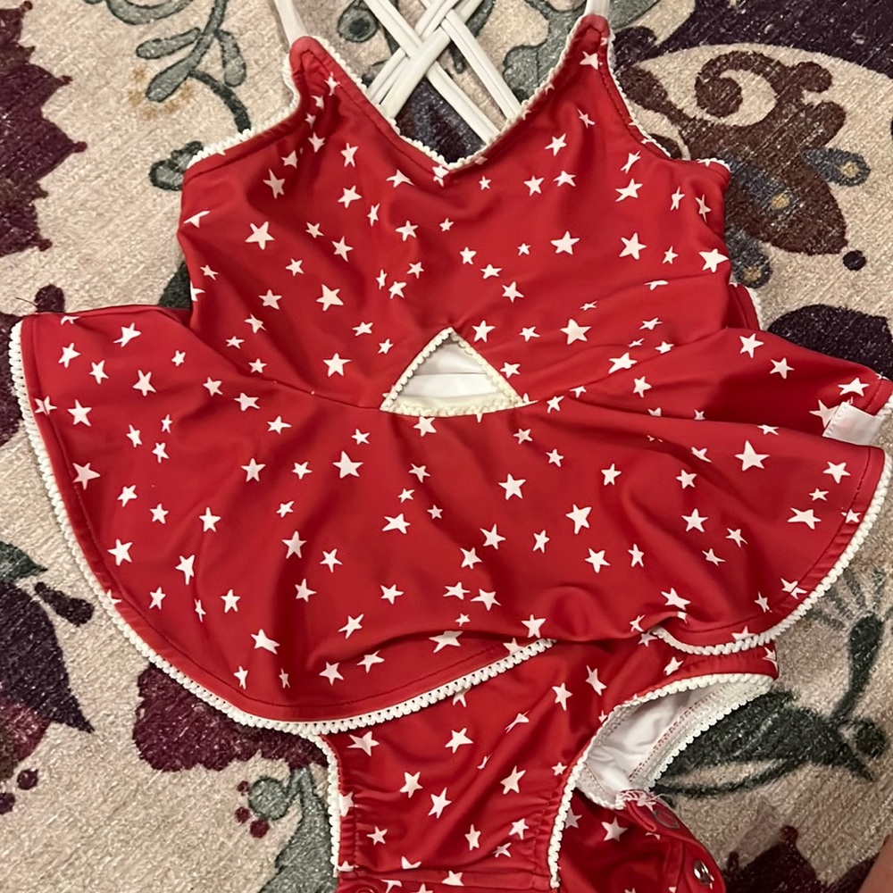 Stars print swim- like new condition!
